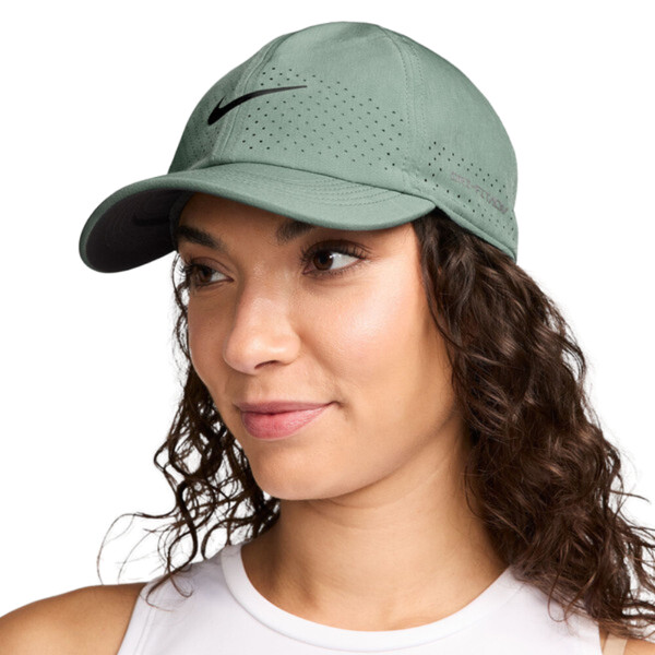 Nike Dri-FIT Advantage Club Cap (Steam)